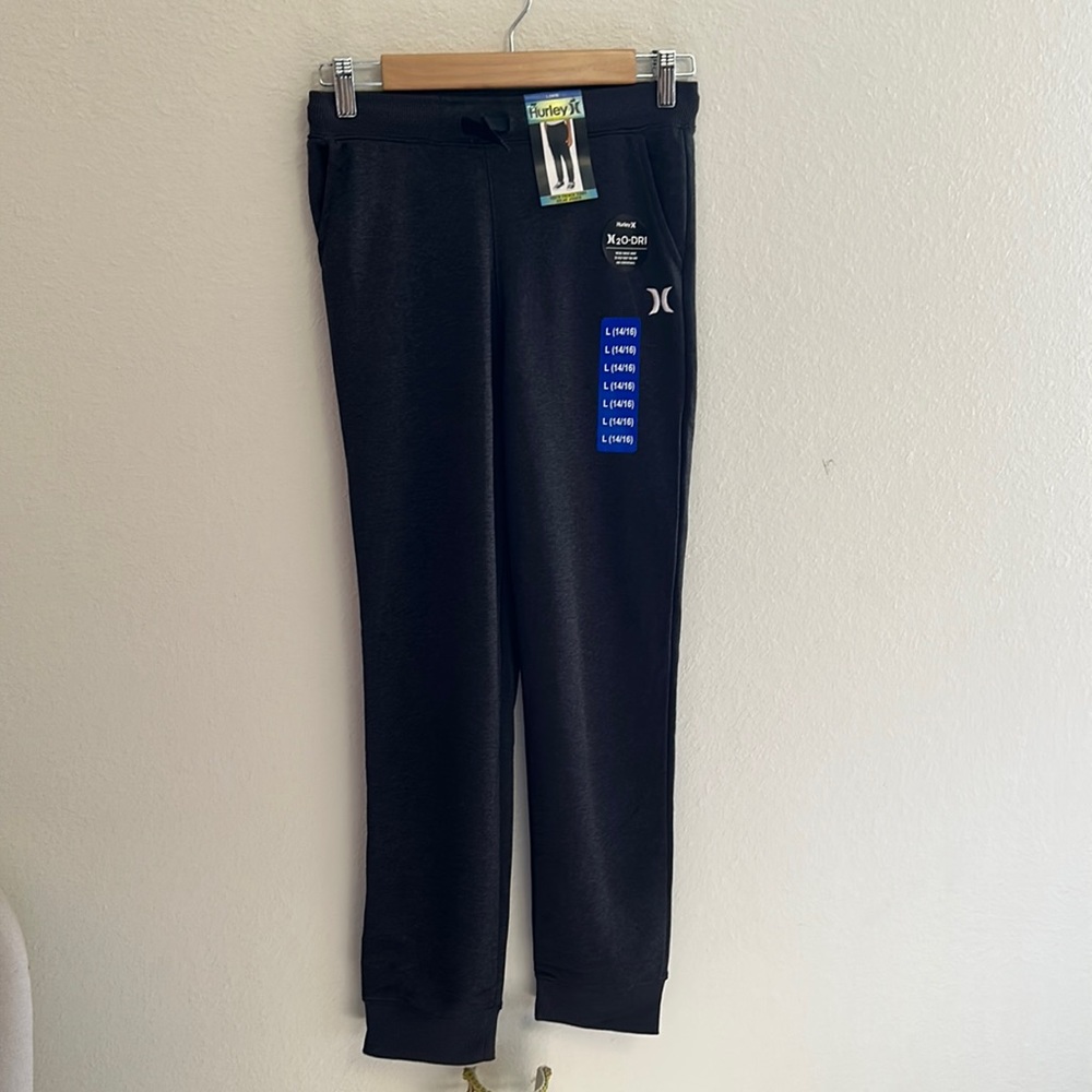 Hurley French terry jogger in dark gray.  Size youth large 14/16.  New with tags